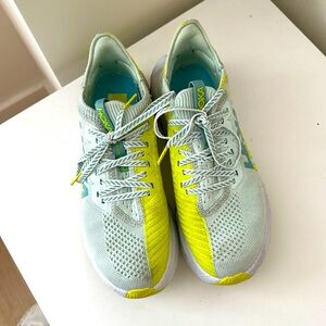 Hoka Carbon X3
